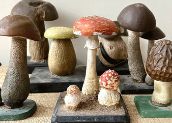 Vintage & Antique Decorative Objects