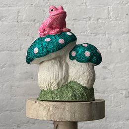 Glitter Mushroom with Light Pink Frog
