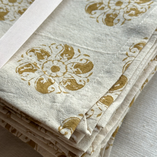 Les Indiennes Marie Rose Napkin Set in Gold