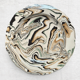 Marbled Scalloped Charger Plate in Toscane 1 (TS #017)