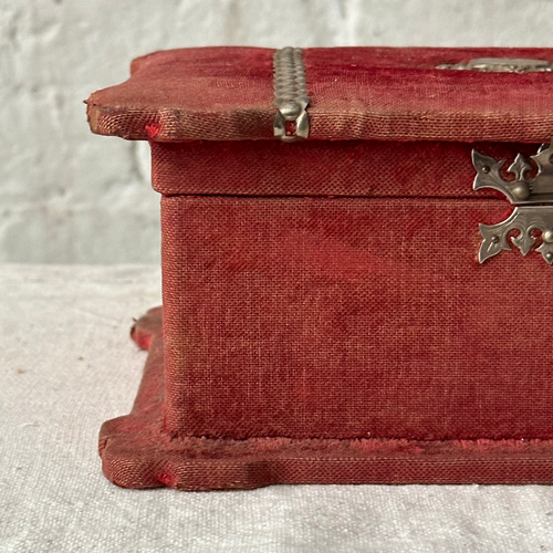 19th Century American Velvet Flocked Red Jewelry Box with Mirror