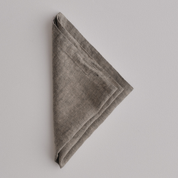 Set of Six Basix Linen Napkins in Nox