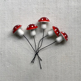 Nostalgic Small Mushroom Twist-Tie Ornament Set