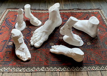 Astier de Villatté Composition Feet