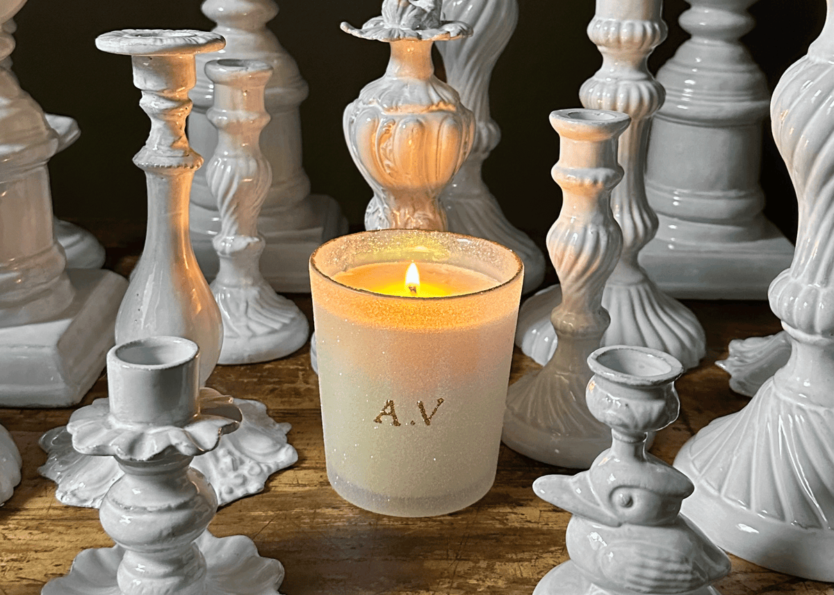 image of open matchboxes with matchsticks inside