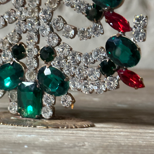 Nostalgic Jeweled Red & Green Glass Crystal Tree