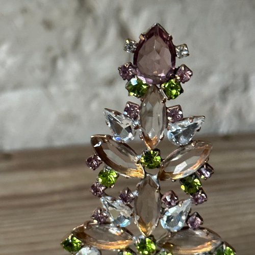 Nostalgic Jeweled Red & Green Filigree Glass Crystal Tree