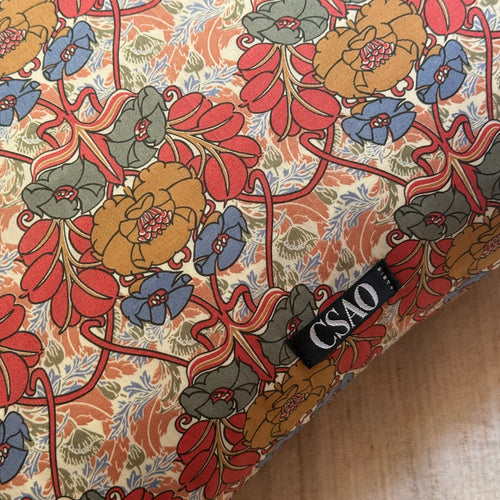 "Love" Embroidered Cushion (CS-818)