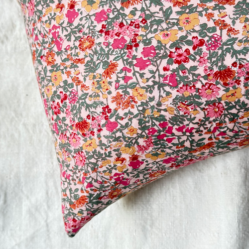 "Amour" Embroidered Cushion (CS 09-10)