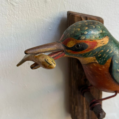 Early 20th-century Black Forest Carved Kingfisher Bird with Fish (BF-609)