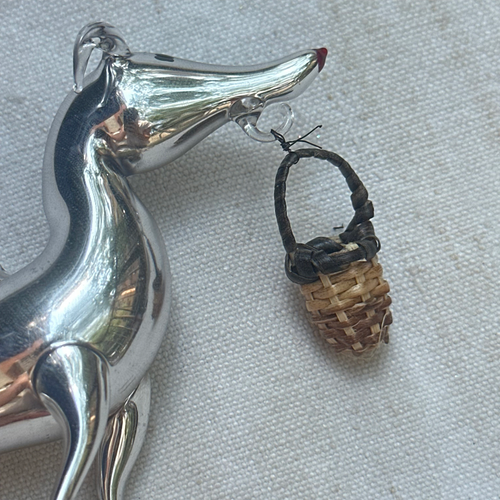 Nostalgic Freeblown Dog with Basket Ornament