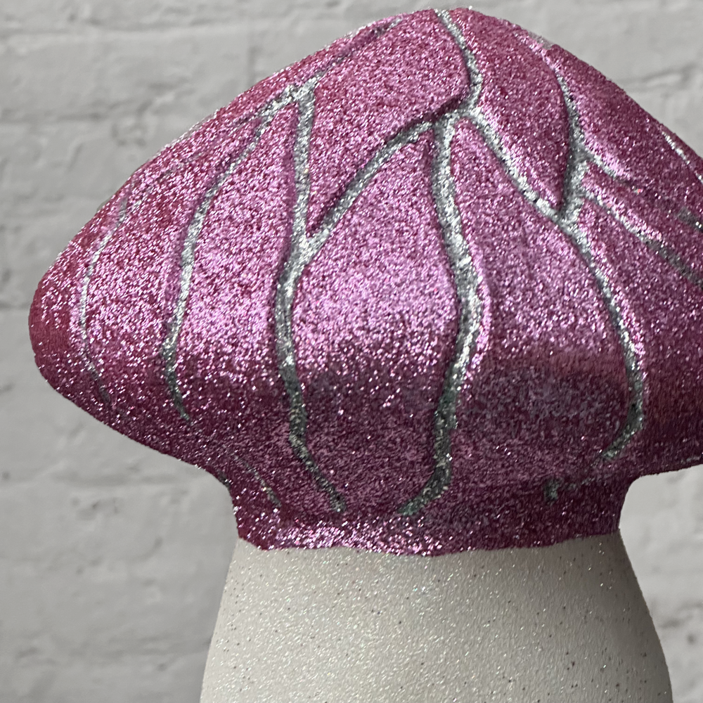 Grooved Glitter Mushroom in lilac & Silver