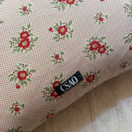 "Love" Embroidered Cushion (CS-821)