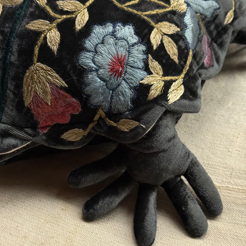 Connie Embroidered Medium Silk Velvet Turtle in Nightshade