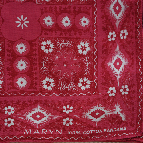 M A R Y N Wind Cotton Scarf in Faded Mulhouse Red