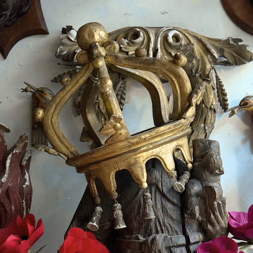 19th-century Italian Carved Wood Crown