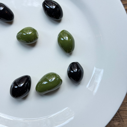 Trompe L'oeil Olives Plate