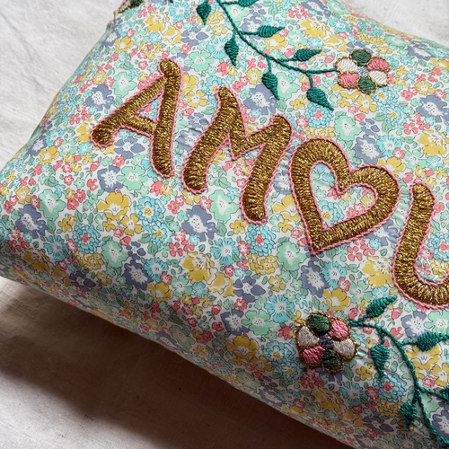 "Amour" Embroidered Cushion (CS 09-01)
