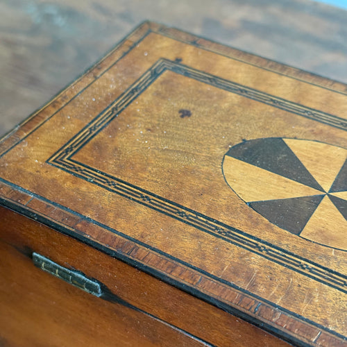 Early 19th-century Satinwood Inlaid Banded Tea Caddy Box