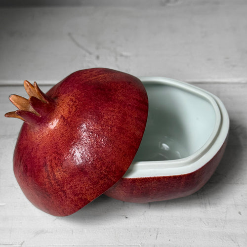 Augarten Hand-Painted Porcelain Pomegranate Box