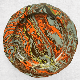 Marbled Scalloped Charger Plate in Lima (DN #040)