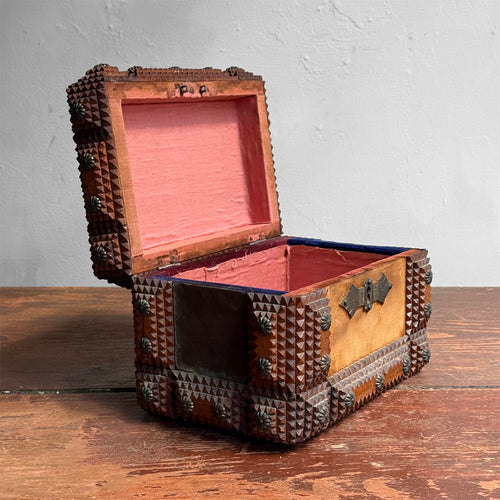 Small 20th-century Tramp Art Box
