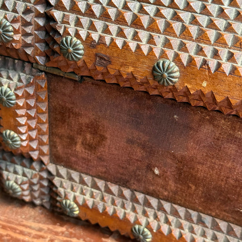 Small 20th-century Tramp Art Box