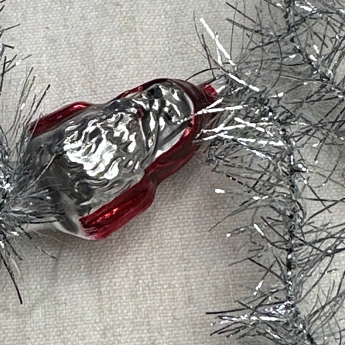 Nostalgic Silver Tinsel Santa Garland