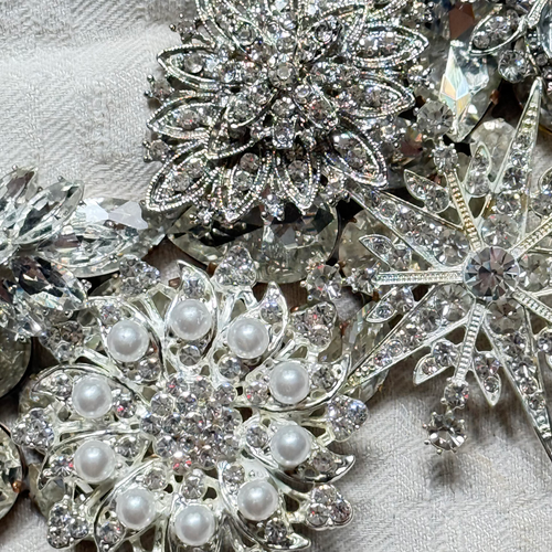 Large Crystal Glass Silver Wreath