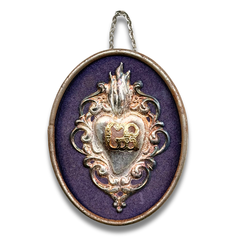 19th-century Italian Ex-Voto Sacred Silver Heart in Oval Hanging Case (No. 120)