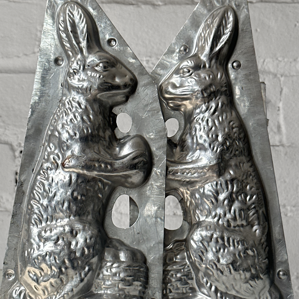 Antique Chocolate Rabbit Tin Mold (#61)