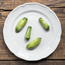 Trompe L'oeil Cornichons Plate with Waved Rim