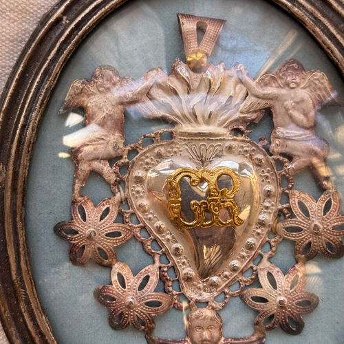 19th-century Italian Ex-Voto Sacred Silver Heart in Oval Hanging Case (No. 121)