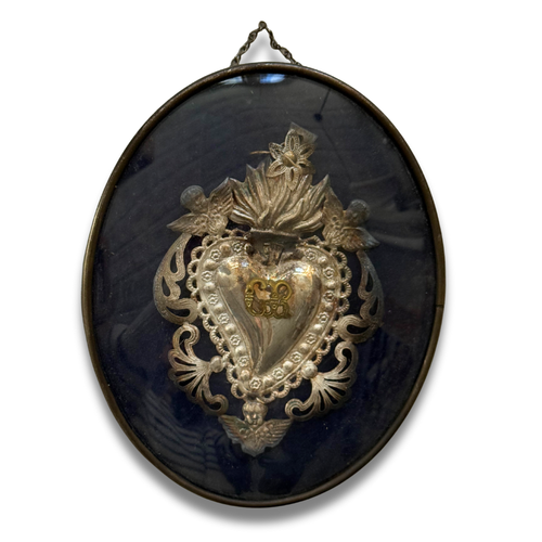 19th-century Italian Ex-Voto Sacred Silver Heart in Oval Hanging Case (No. 123)