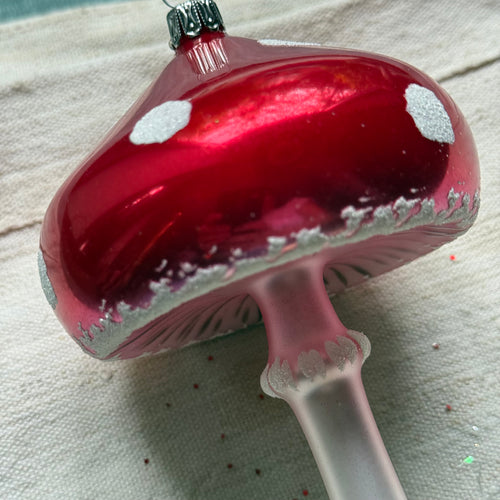 Nostalgic Large Free-blown Mushroom Ornament A
