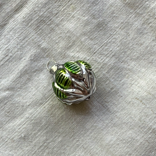 Nostalgic Mini Green Ball Ornament