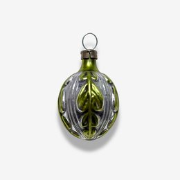 Nostalgic Nut Ornament with Leaves