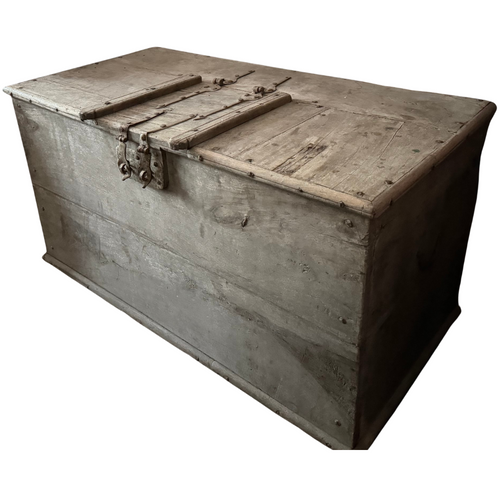 20th-century Double-Latch Rolling Chest