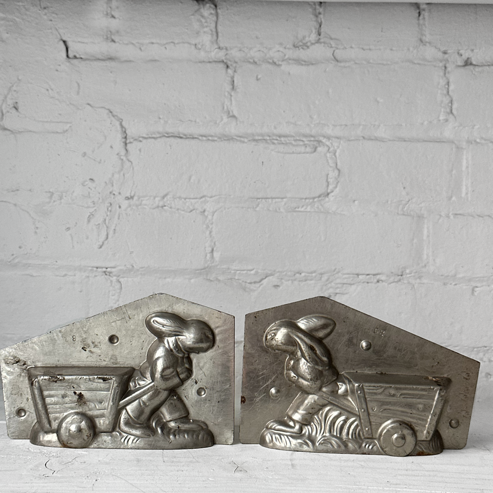 Antique Chocolate Rabbit with Wagon Tin Mold (#25)