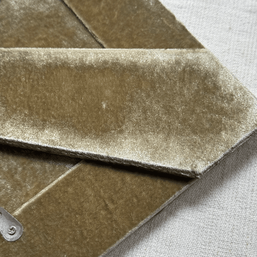 Liza Stems Silk Velvet Square Tabletop Frame in Silver Green (#25)