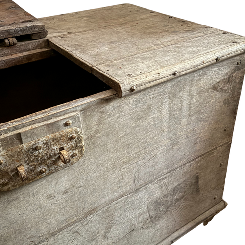 20th-century Double-Latch Rolling Chest