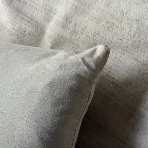 "Amour" Embroidered Cushion (CS-810)