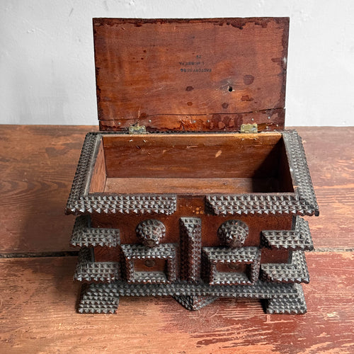 Small 20th-century Tramp Art Box