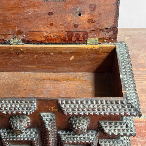 Small 20th-century Tramp Art Box