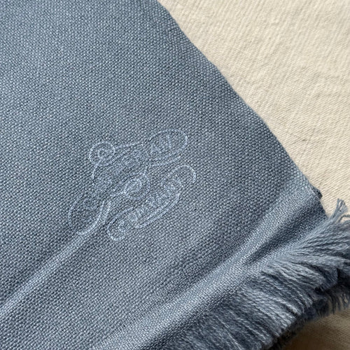 Noble Fibre Cashmere Travel Shawl in Infinity Blue