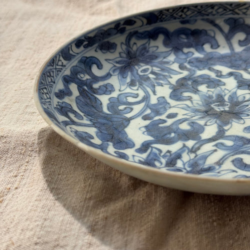 Late 17th-century Kangxi Period Porcelain Shipwreck Plate (#2)