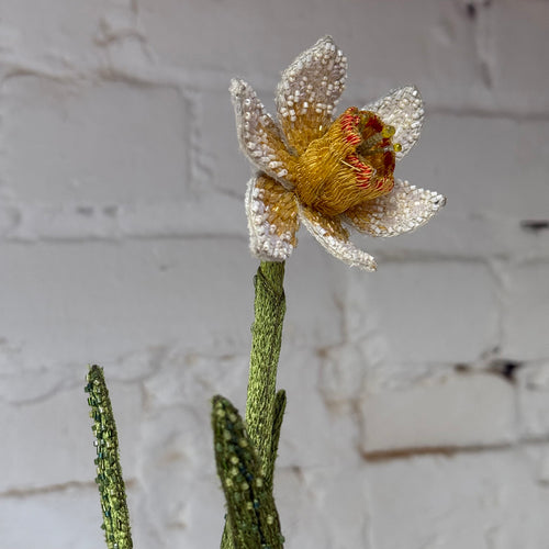 Hand-Beaded Daffodil by Trovelore