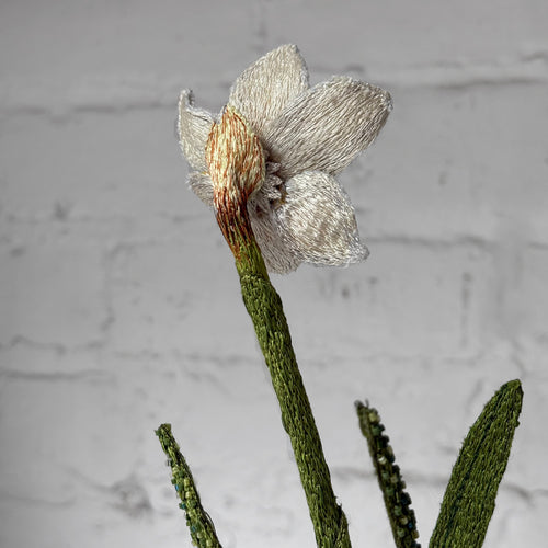 Hand-Beaded Daffodil by Trovelore
