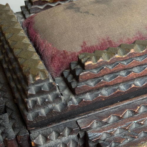 20th-century Footed Tramp Art Box