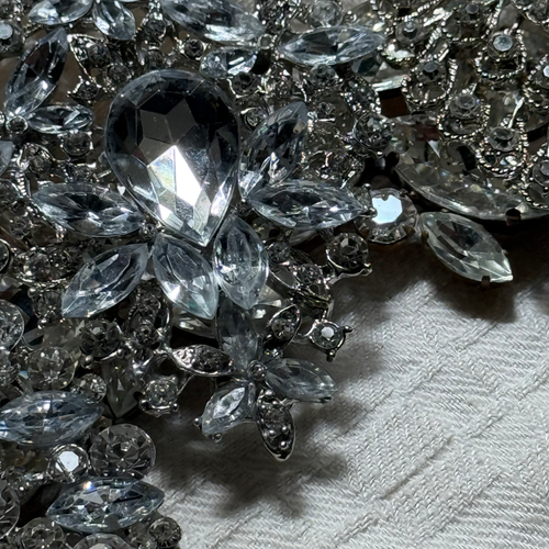 Large Crystal Glass Silver Wreath (2)